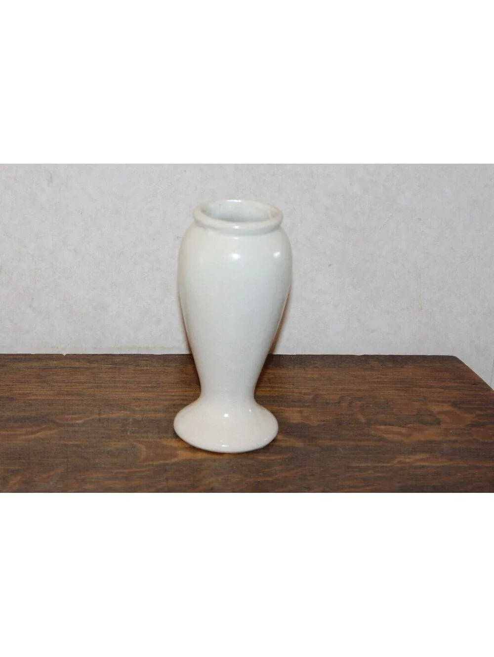 Vintage 1930s Brush McCoy Pottery #745 Ivory Cream Pedestal Bud Vase 6 Inches